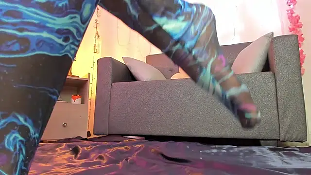 Snapshot of Alaia_Love77 chatting on 01-21-25, 09:46 Alaia Love77 online show from 01-21-25, 09:46