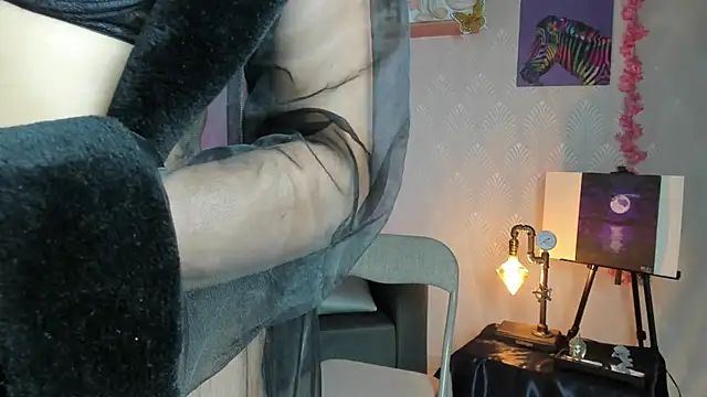 Snapshot of Alaia_Love77 chatting on 09-16-25, 09:27 Alaia Love77 online show from 09-16-25, 09:27