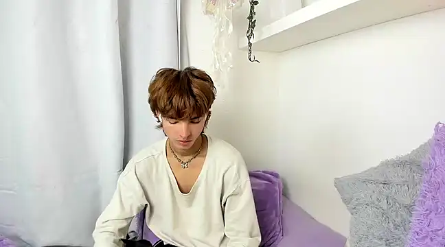 santy-kitty online show from 01-19-25, 03:08