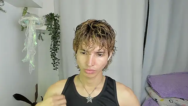 santy-kitty online show from 10-12-25, 01:15