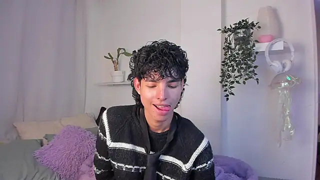 santy-kitty online show from 02-12-26, 01:22