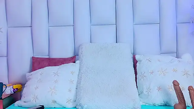 AlliciaKim online show from 01-13-25, 10:24