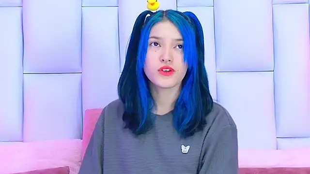 AlliciaKim online show from 03-18-25, 07:20