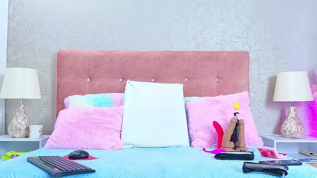 AlliciaKim online show from 09-28-25, 07:19