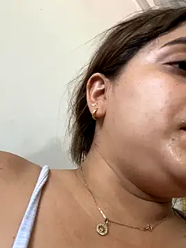 perlita05 online show from 09-09-25, 08:30