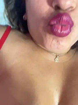 perlita05 online show from 09-19-25, 09:00