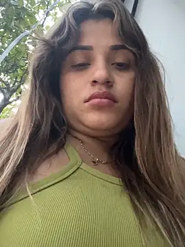 perlita05 online show from 12-17-25, 10:27