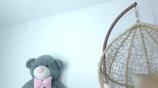 ebonyhotcats90 online show from 01-31-25, 06:35