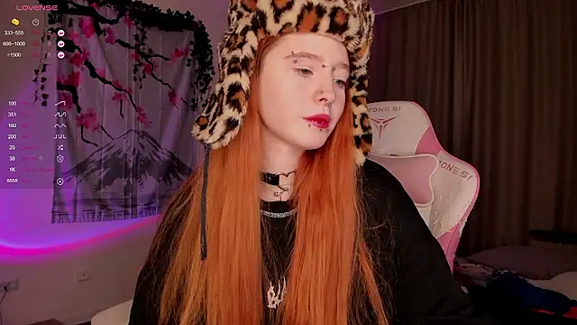 ScarletRos3 online show from 12-04-24, 03:21