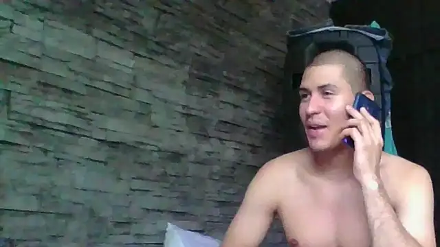 Snapshot of Sexylatin64 chatting on 11-05-25, 08:31 Sexylatin64 online show from 11-05-25, 08:31