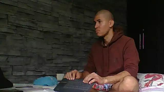 Sexylatin64 online show from 02-08-26, 02:31