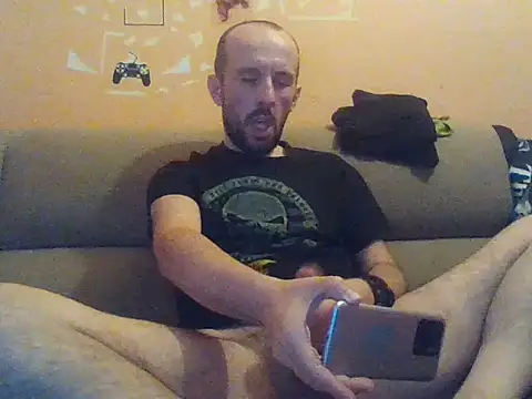 Snapshot of Translover66789 chatting on 05-31-26, 11:17 Translover66789 online show from 05-31-26, 11:17