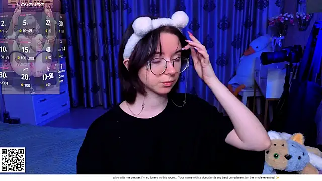 Snapshot of Nora_Failure chatting on 02-23-26, 12:57 Nora Failure online show from 02-23-26, 12:57