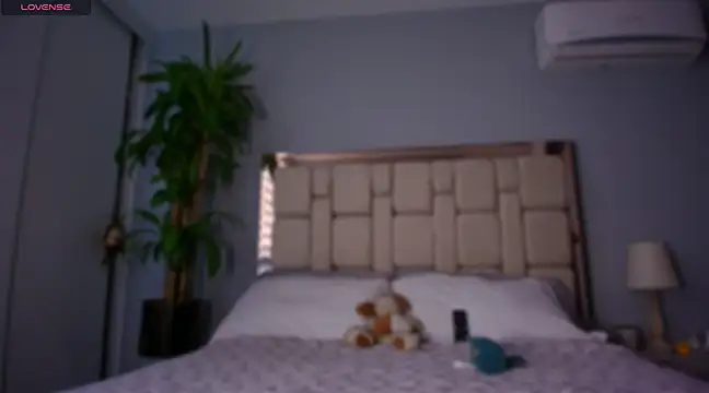 Snapshot of auroracaruso11 chatting on 01-12-25, 09:40 auroracaruso11 online show from 01-12-25, 09:40