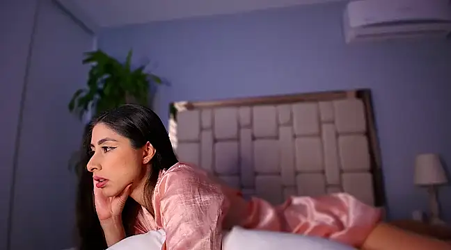 Snapshot of auroracaruso11 chatting on 02-04-25, 09:41 auroracaruso11 online show from 02-04-25, 09:41