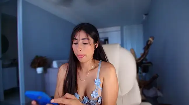 Snapshot of auroracaruso11 chatting on 03-10-25, 10:02 auroracaruso11 online show from 03-10-25, 10:02