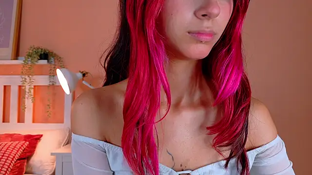 ParisFox  online show from 09-23-25, 12:08