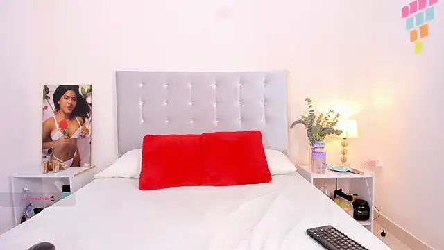 NiaBlanco online show from 02-19-26, 07:21