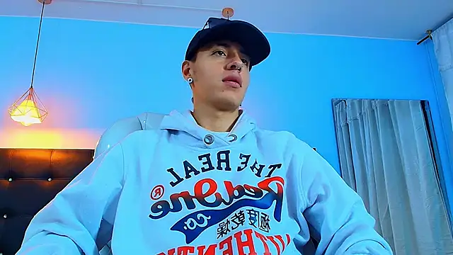 Lobo 17  online show from 02-01-25, 04:14