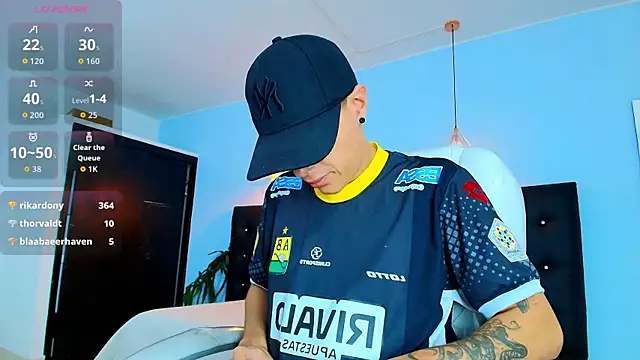 Lobo 17  online show from 09-10-25, 03:50