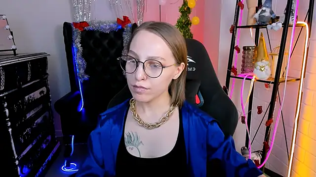 AphexQueen online show from 12-14-24, 04:09