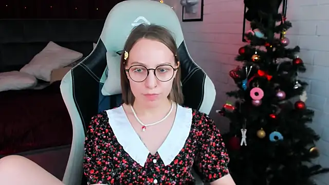 AphexQueen online show from 12-20-24, 07:17