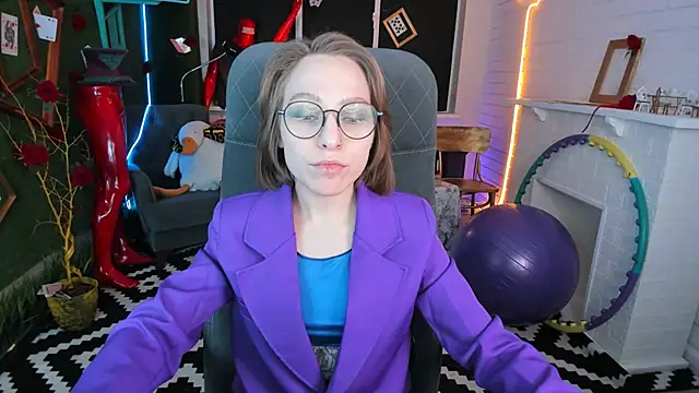 AphexQueen online show from 12-28-24, 03:15