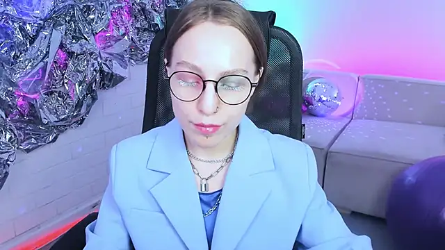 AphexQueen online show from 01-26-25, 04:20