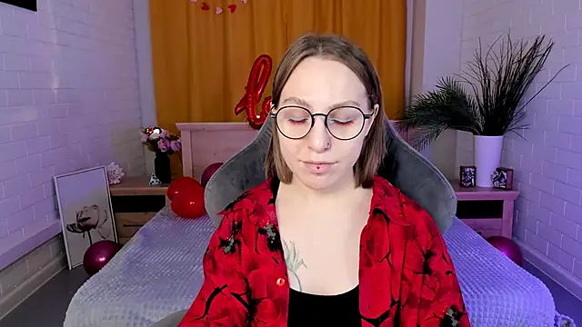 AphexQueen online show from 02-12-25, 01:06