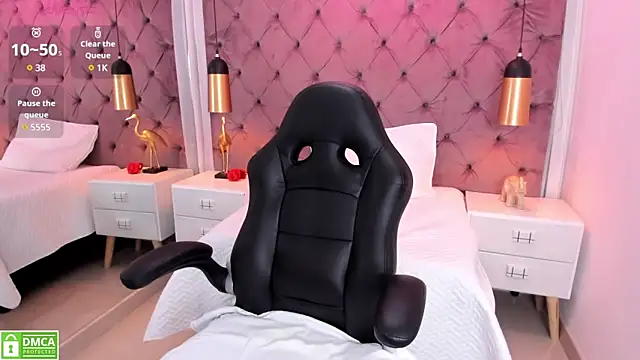 GISELA RODRIGUEZ online show from 03-10-25, 11:42