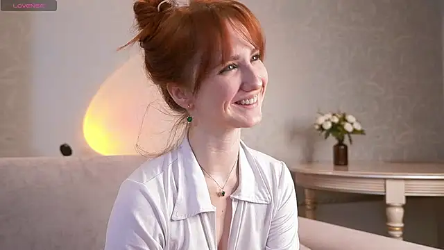 Snapshot of EsmaCrumbley chatting on 03-02-25, 05:12 EsmaCrumbley online show from 03-02-25, 05:12