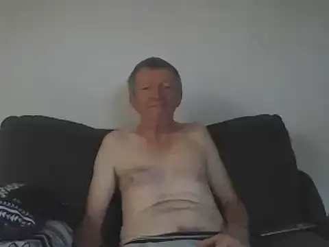 Snapshot of naturiste974 chatting on 03-18-25, 09:09 naturiste974 online show from 03-18-25, 09:09