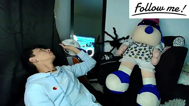 twink sebas  online show from 12-11-24, 04:39