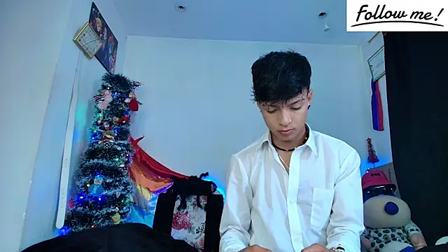 twink sebas  online show from 12-22-24, 06:37