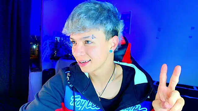 twink sebas  online show from 12-18-25, 01:17