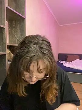 cinnabon  online show from 12-20-24, 05:08