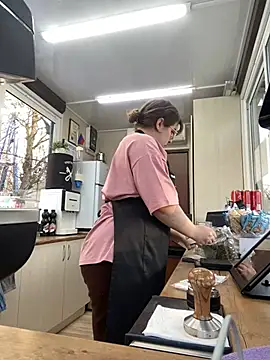 cinnabon  online show from 01-30-25, 01:21