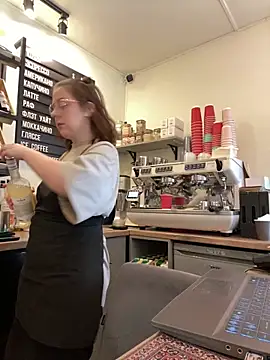 cinnabon  online show from 04-28-26, 09:36