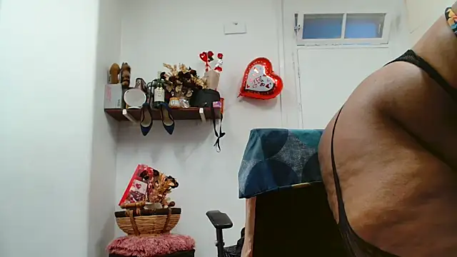 xTALLSEXYBUMx online show from 04-06-26, 05:08