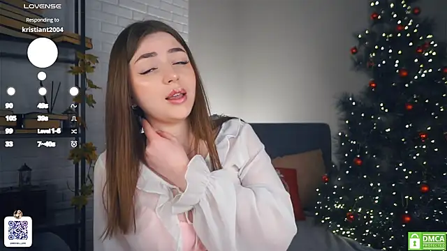 Snapshot of LindaFarmer chatting on 01-11-25, 04:16 LindaFarmer online show from 01-11-25, 04:16