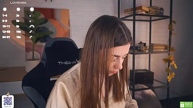 Snapshot of LindaFarmer chatting on 01-19-25, 03:50 LindaFarmer online show from 01-19-25, 03:50