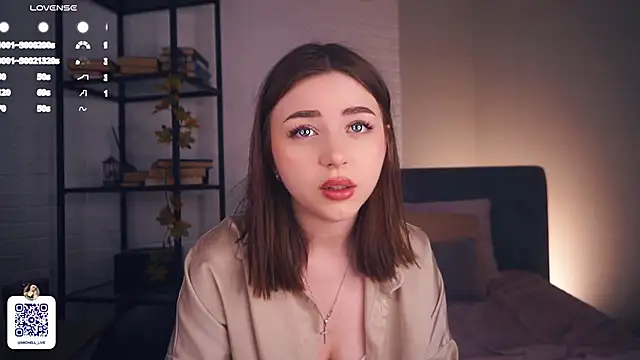 Snapshot of LindaFarmer chatting on 02-18-25, 04:04 LindaFarmer online show from 02-18-25, 04:04