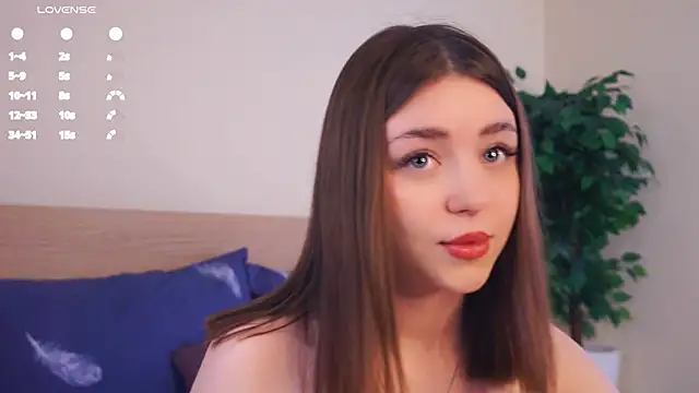 Snapshot of LindaFarmer chatting on 03-08-25, 03:39 LindaFarmer online show from 03-08-25, 03:39