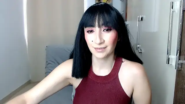Snapshot of Laura-pervert chatting on 10-19-25, 09:04 Laura-pervert online show from 10-19-25, 09:04