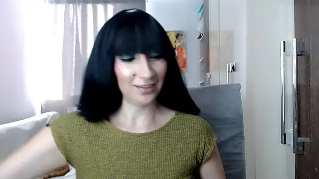 Laura-pervert online show from 11-17-25, 09:09