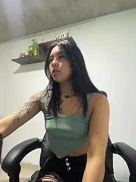 emily 22x online show from 12-27-24, 09:54