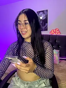 emily 22x online show from 10-09-25, 03:37