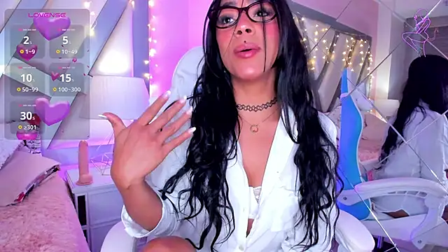 Snapshot of Amber_villalobos_ chatting on 01-25-25, 09:57 Amber villalobos  online show from 01-25-25, 09:57