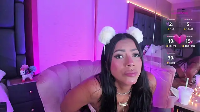 Snapshot of Amber_villalobos_ chatting on 03-16-25, 10:53 Amber villalobos  online show from 03-16-25, 10:53