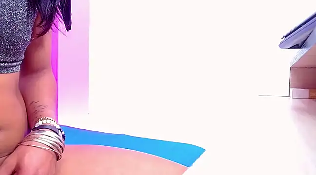 Snapshot of antonela_xxx chatting on 02-14-25, 10:25 antonela xxx online show from 02-14-25, 10:25